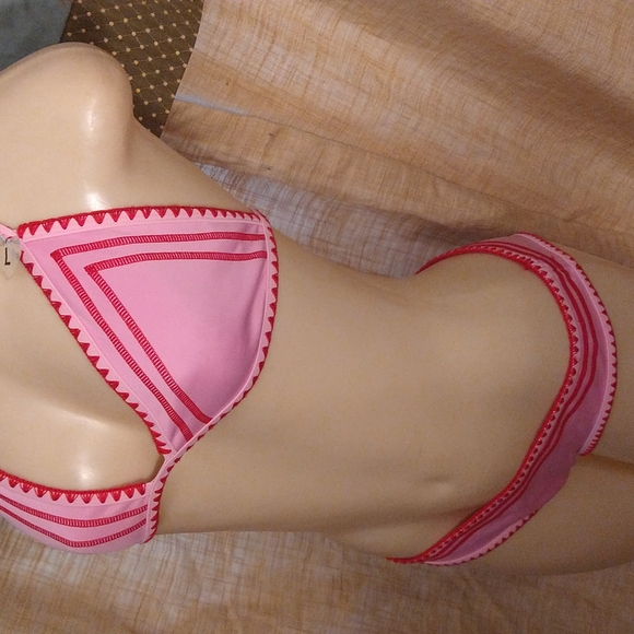 Large Pink and Red Bikini 👙 - Picture 3 of 6